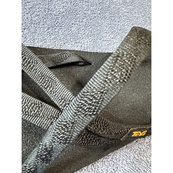 Teva Olowahu Mush Black Strappy Flip Flop Sandles Size 9 - Picture 4 of 5